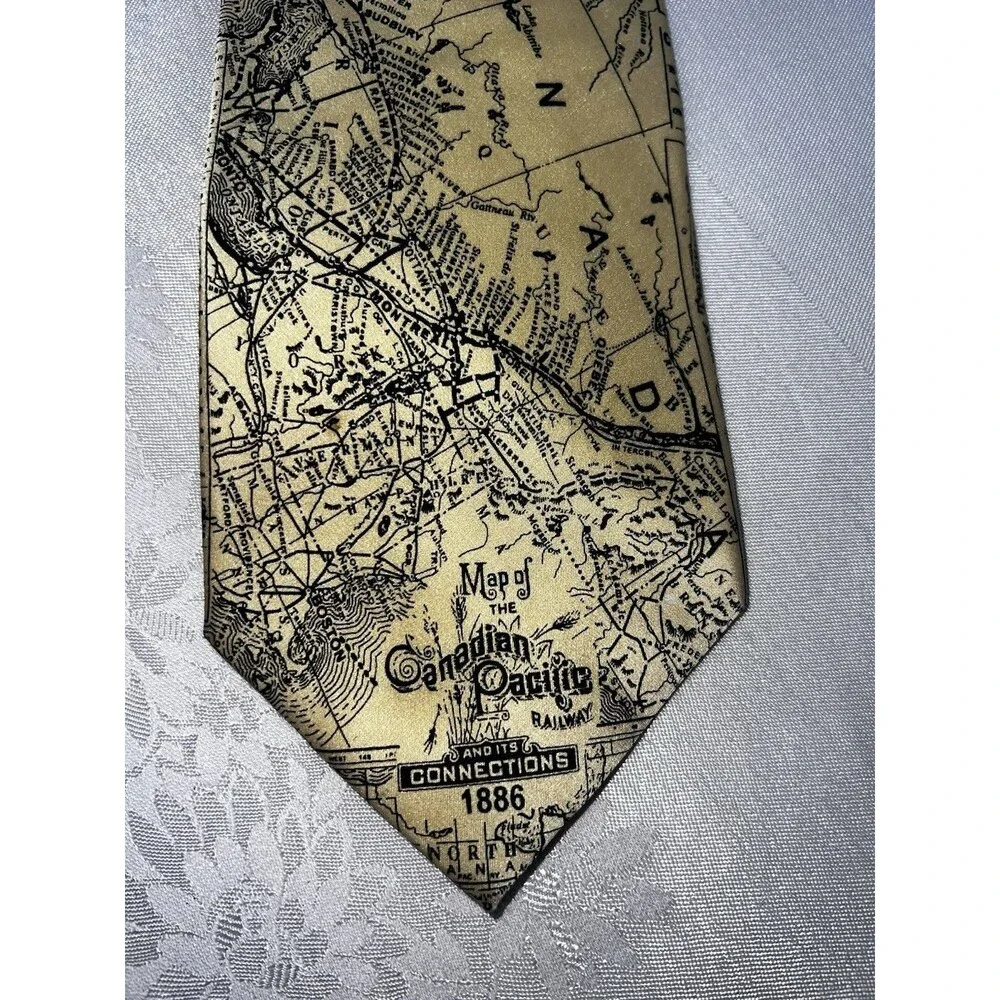 Museum Artifacts Canadian Pacific Railway 1886 Map Silk Tie Railroad NWOT